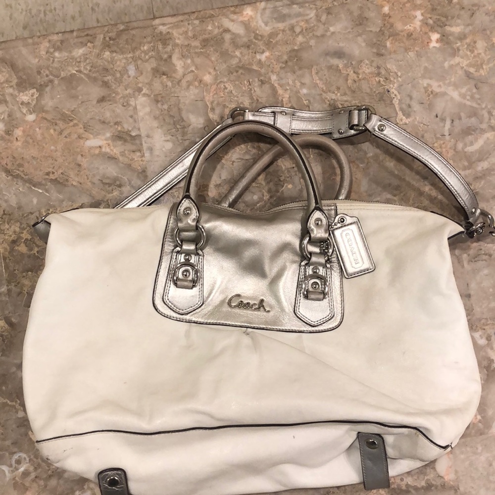 Coach purse and matching wallet
